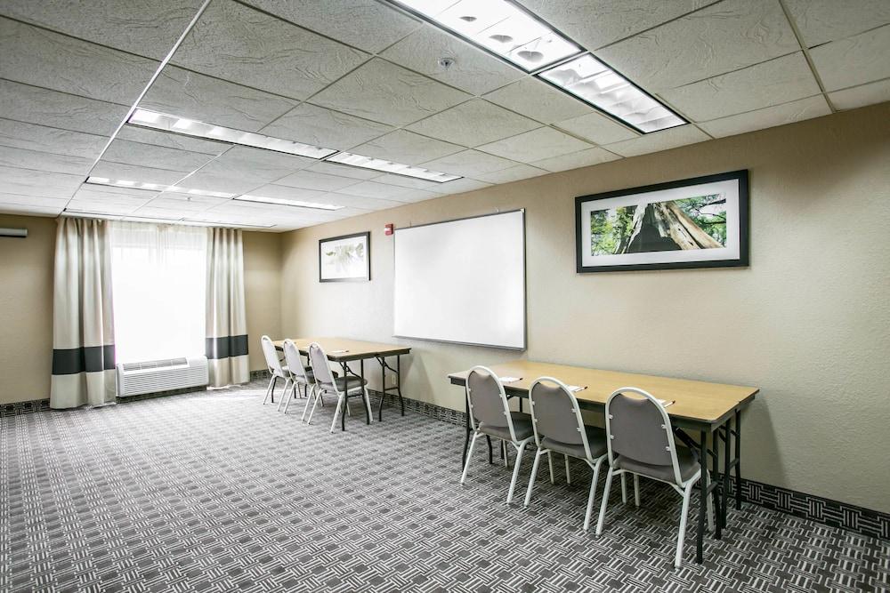 Comfort Suites Austin Nw Lakeline Екстериор снимка