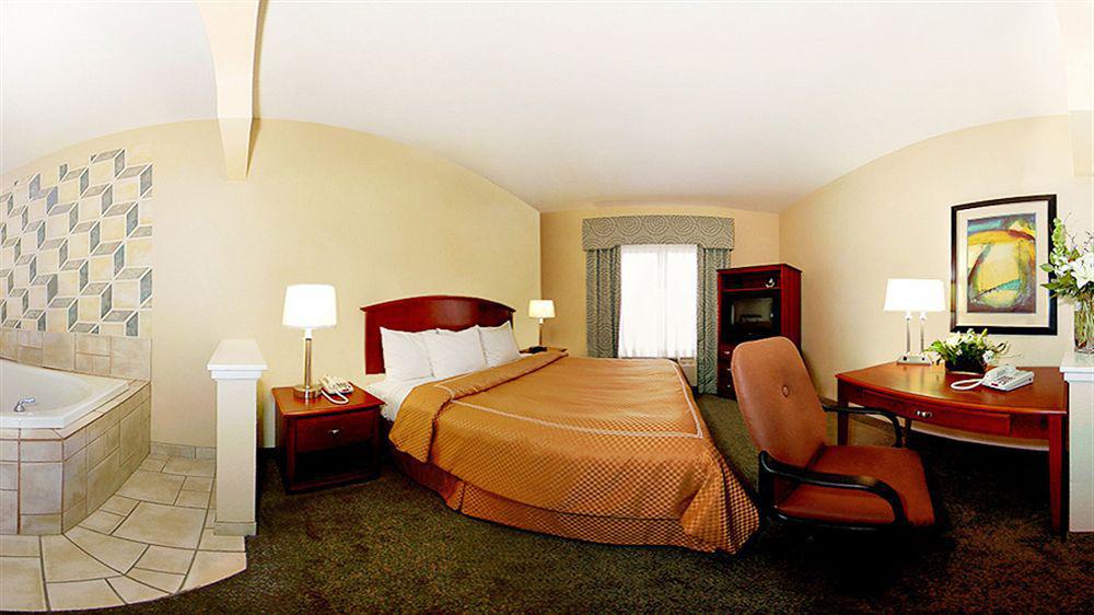Comfort Suites Austin Nw Lakeline Екстериор снимка